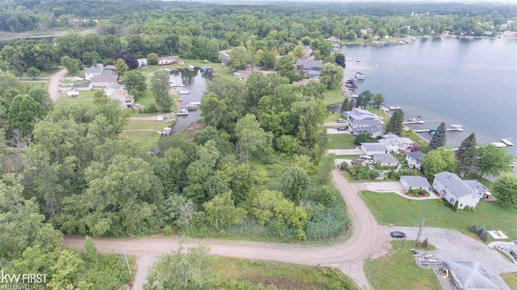 Tyrone Twp, MI 48430,0 Walnut Shores Drive