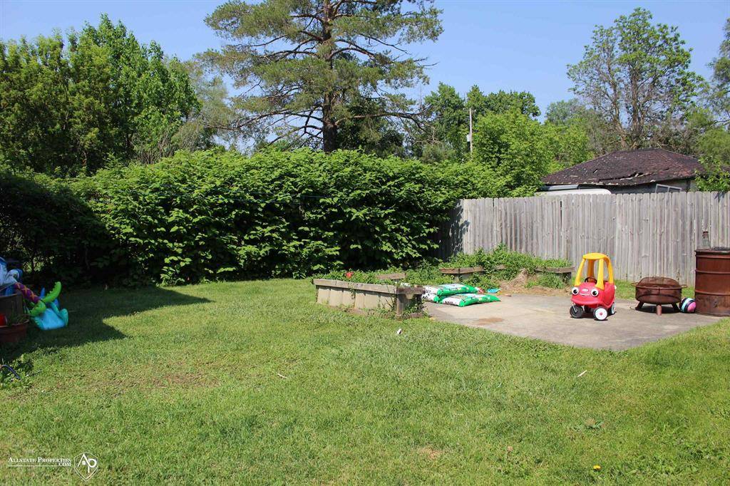 Burton, MI 48529,2077 E Boatfield Avenue