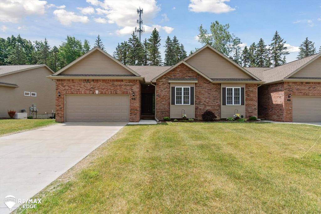 Fenton, MI 48430,3113 Harbor Pointe Circle