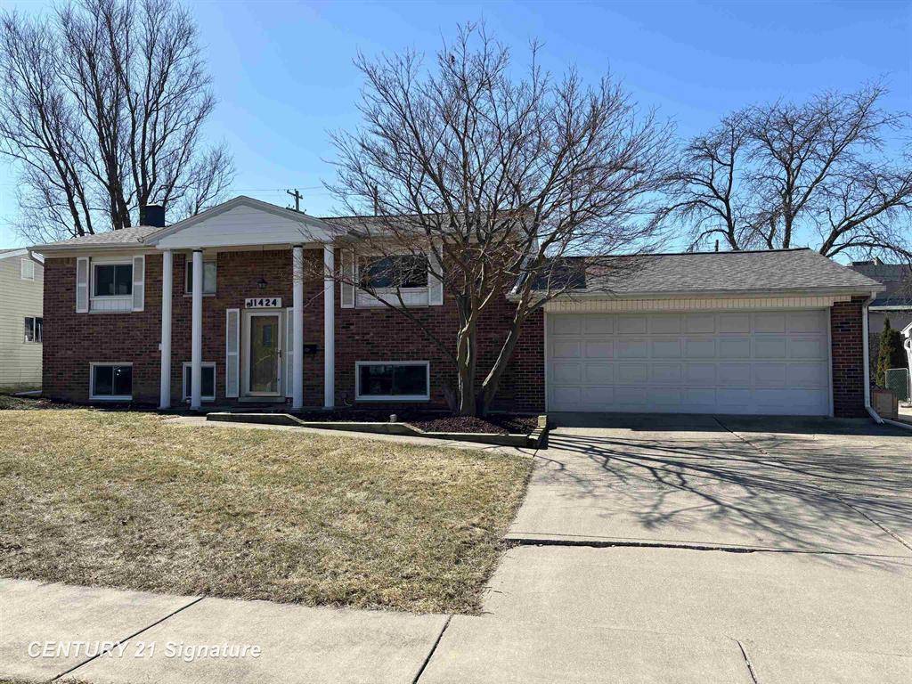 Grand Blanc, MI 48439,11424 Hazel Avenue