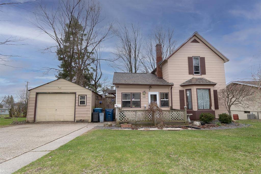 Vassar, MI 48768,615 Saginaw Street