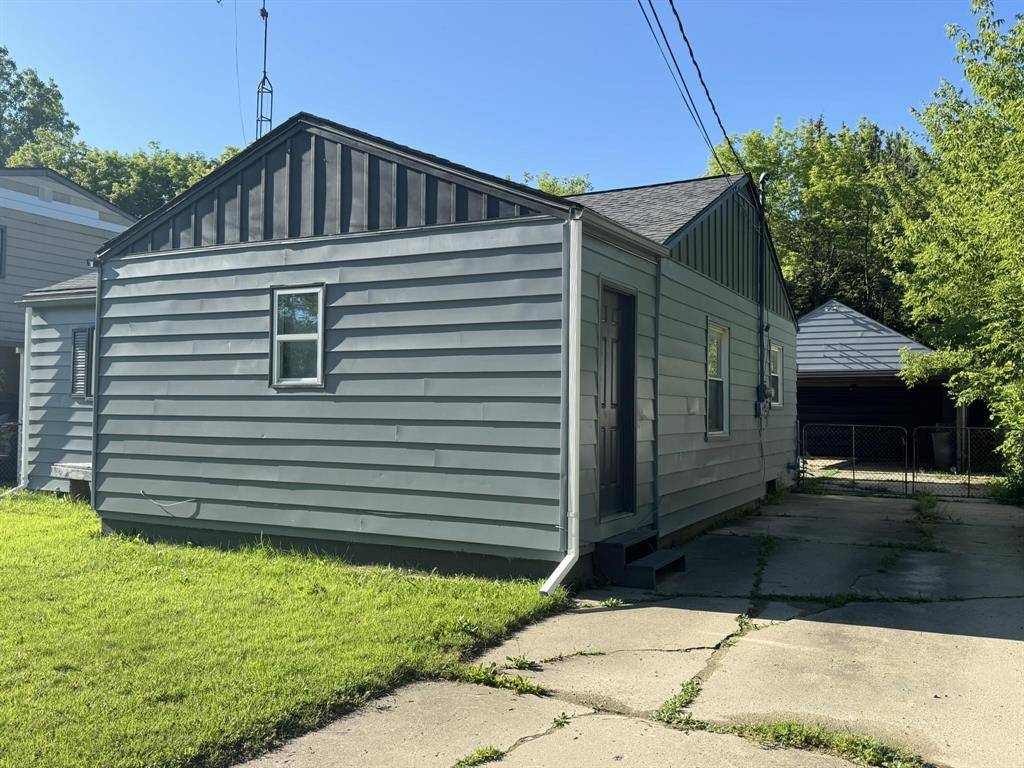 Mt. Morris Twp, MI 48504,3355 Lyndon Avenue