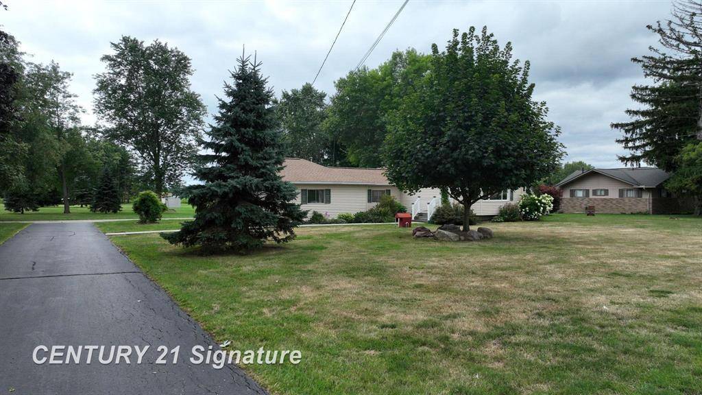 Mundy Twp, MI 45073,4295 W Maple Avenue