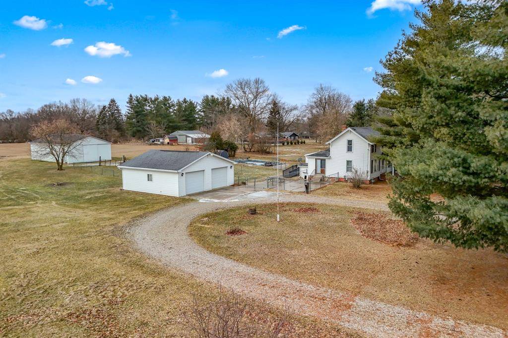 Hillsdale, MI 49242,2611 State Road