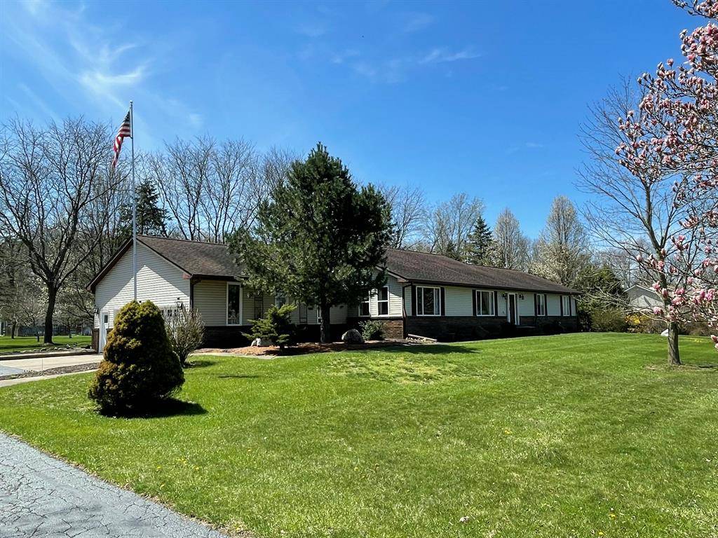 Jonesville, MI 49250,331 Jonesville Road
