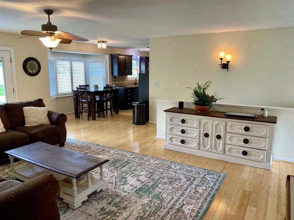 Summit Twp, MI 49203,910 S Brown Street