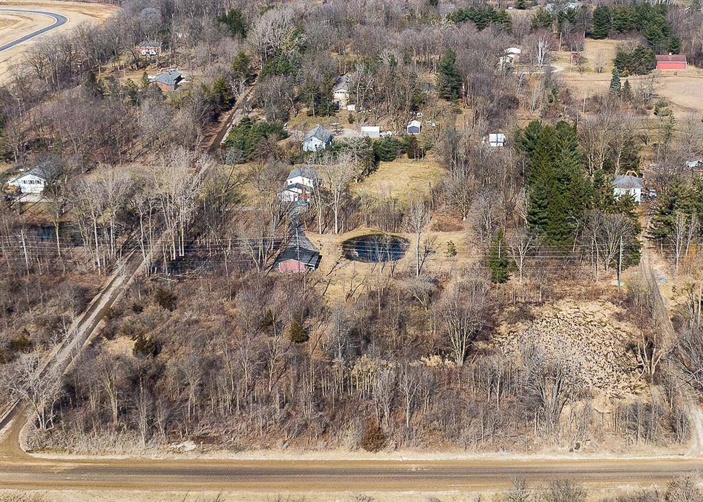 Lyon Twp, MI 48178,9 Mile Road