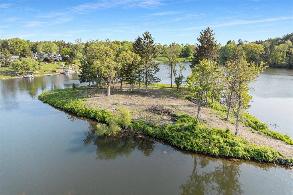 Somerset Twp, MI 49249,11248 Lemott Circle