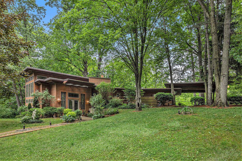 Leoni Twp, MI 49201,6888 Ann Arbor Road