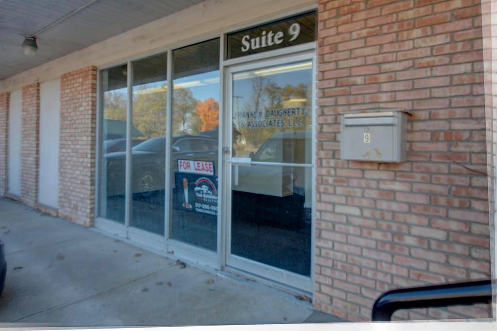 Summit Twp, MI 49203,1931 Horton Road Suite 9
