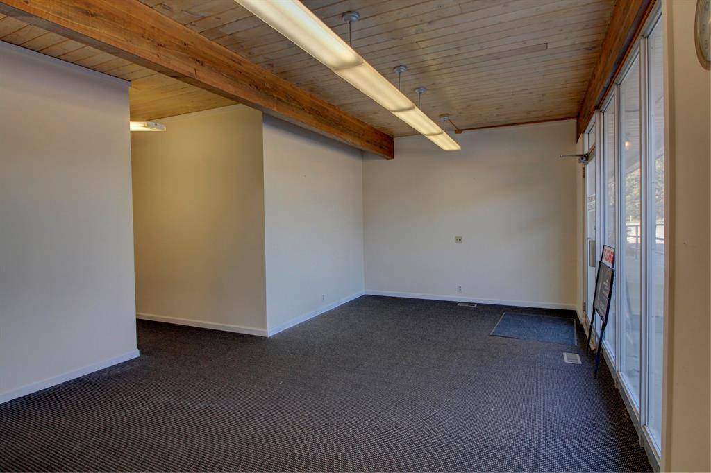 Summit Twp, MI 49203,1931 Horton Road Suite 9