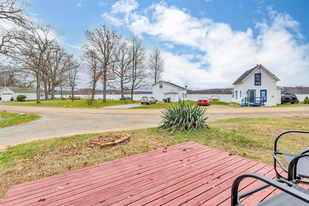 Waterloo Twp, MI 49259,374 Ready Lane
