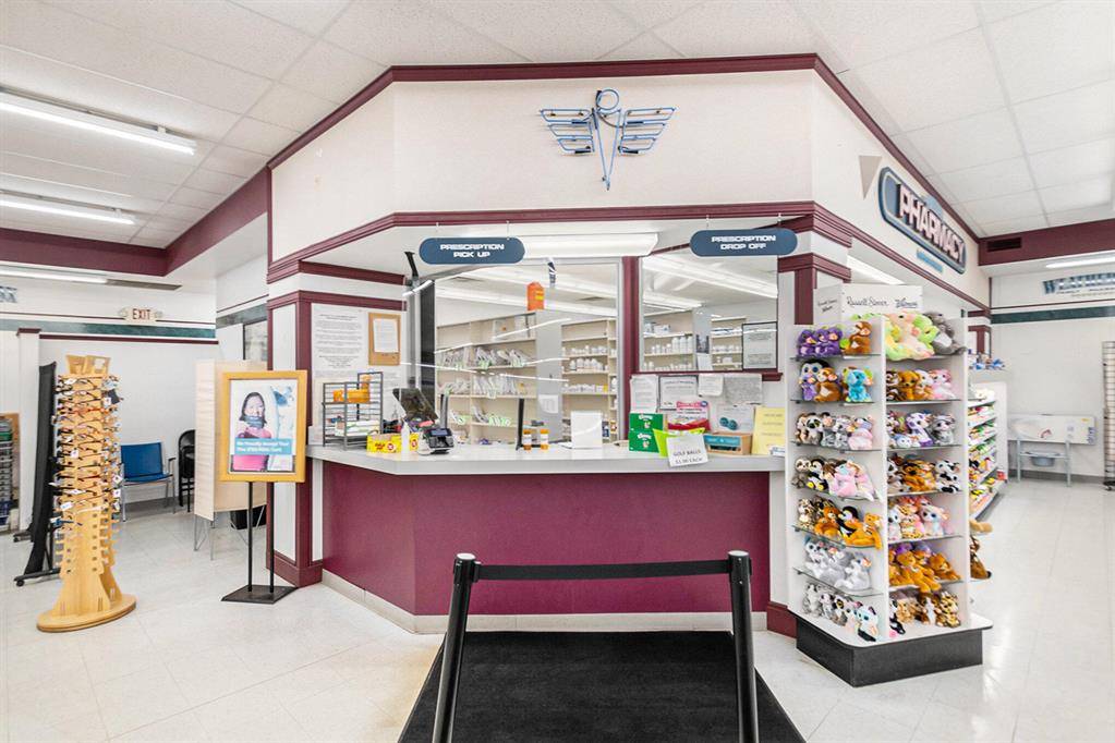 Summit Twp, MI 49203,210 Hinckley Boulevard