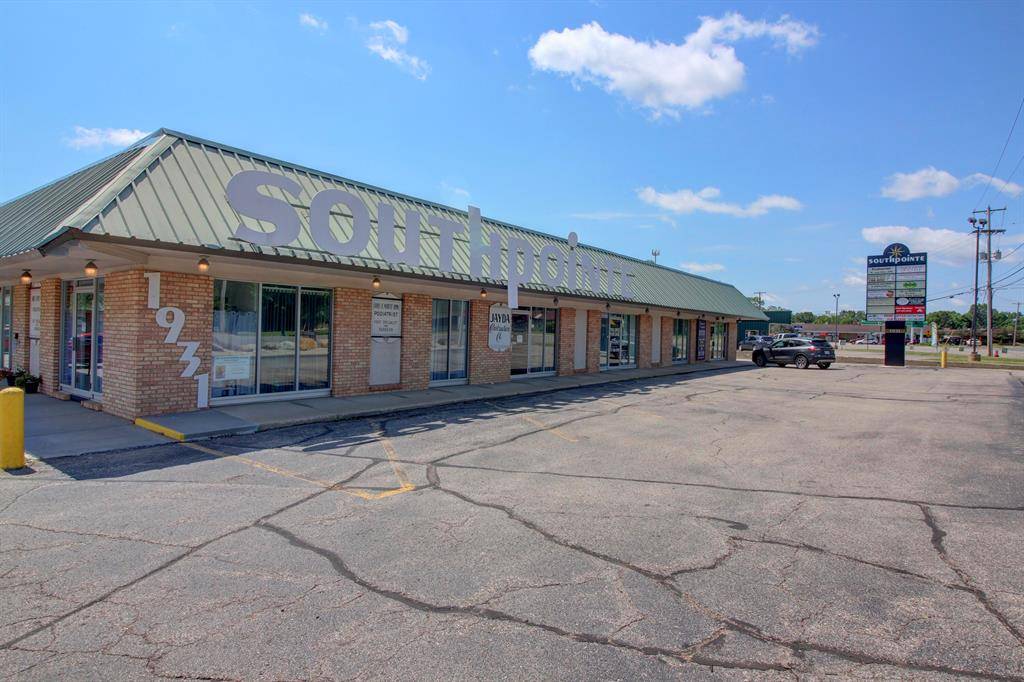Summit Twp, MI 49203,1931 Horton Road Suite 13