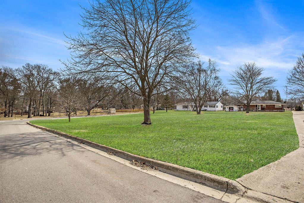 Columbia Twp, MI 49230,425 Helen Street