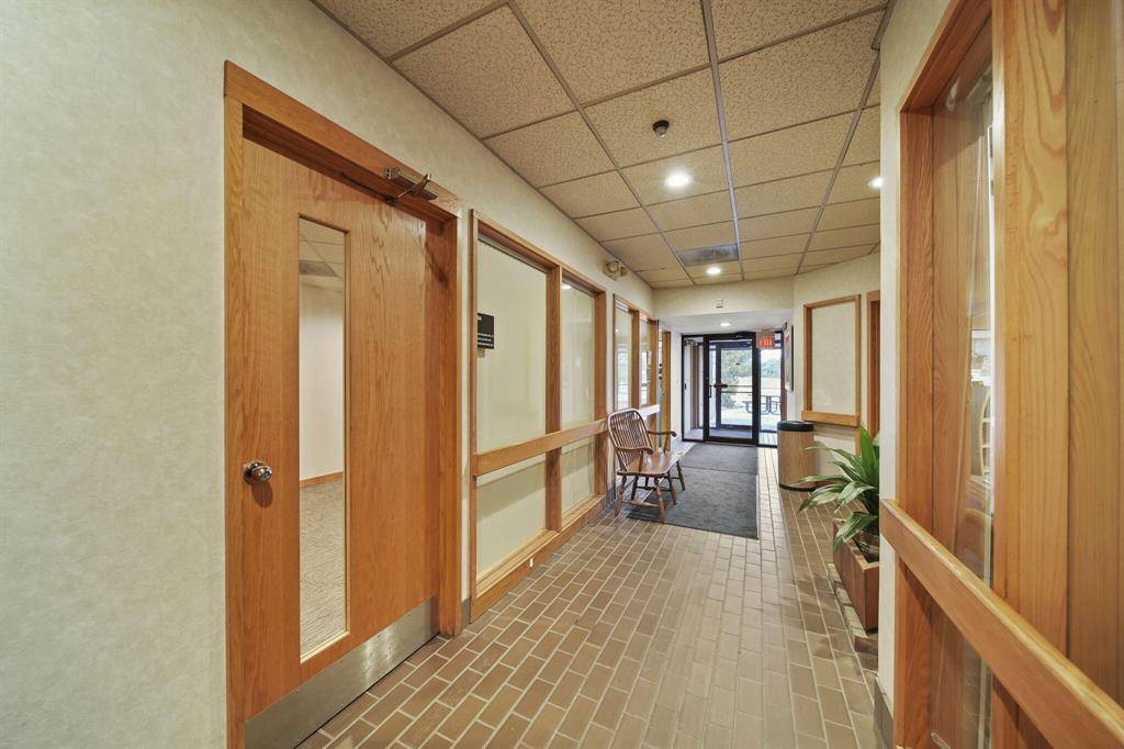 Jackson, MI 49201,900 E Michigan Avenue Suite 104