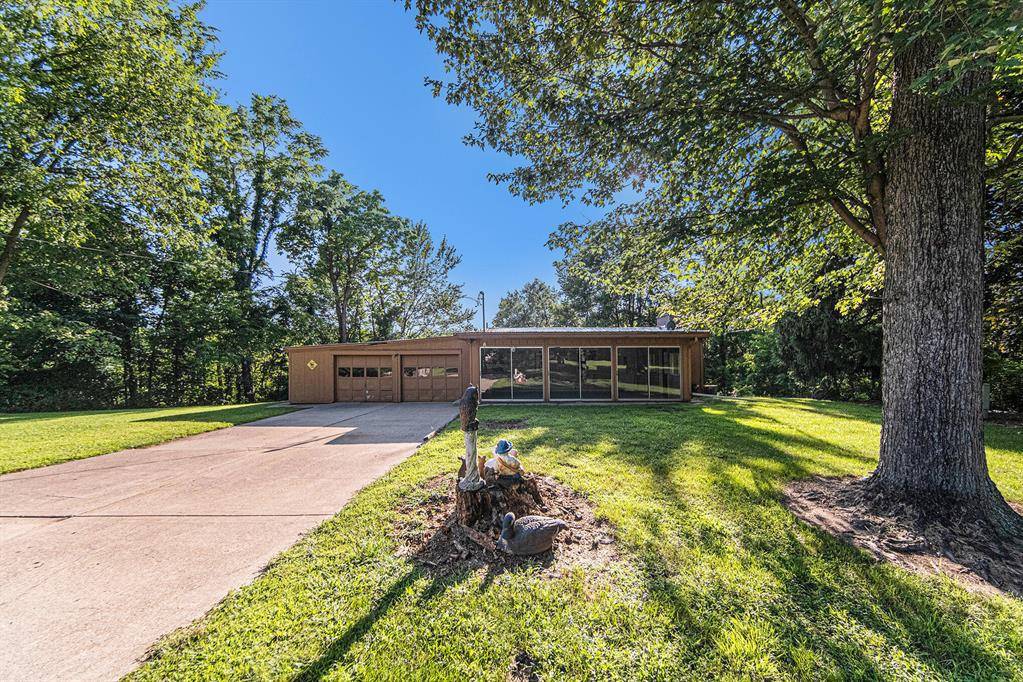 Leoni Twp, MI 49201,7091 Ann Arbor Road