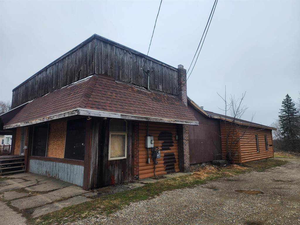 Jackson, MI 49202,1011 Lansing Avenue