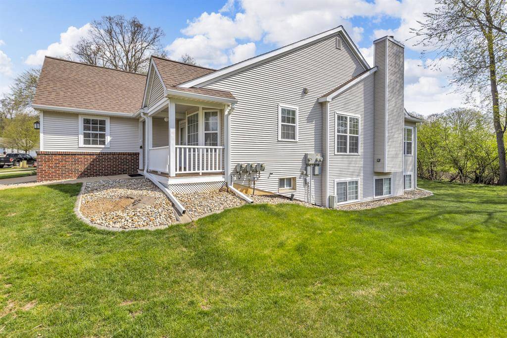 Summit Twp, MI 49203,841 E Barrington Circle