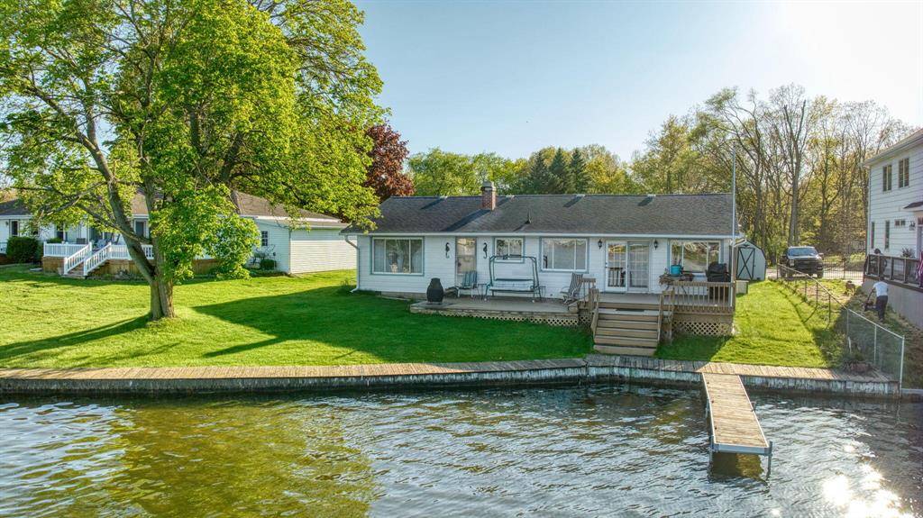 Leoni Twp, MI 49254,555 S Lakeside Drive