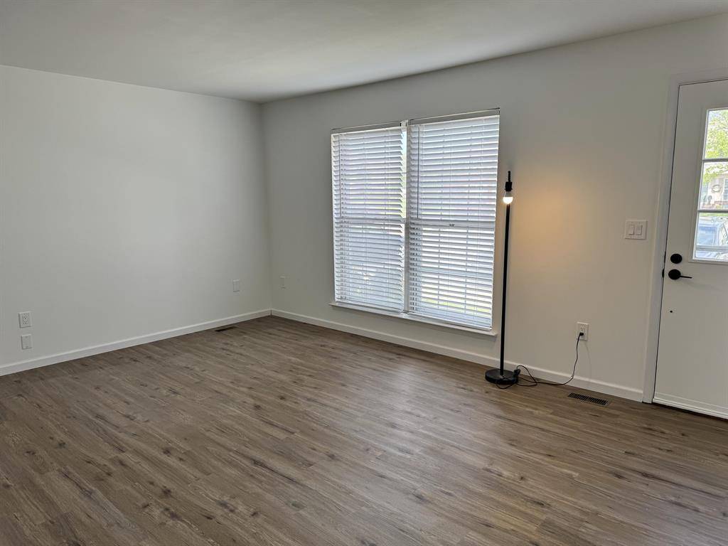 Novi, MI 48375,24521 Bashian Drive