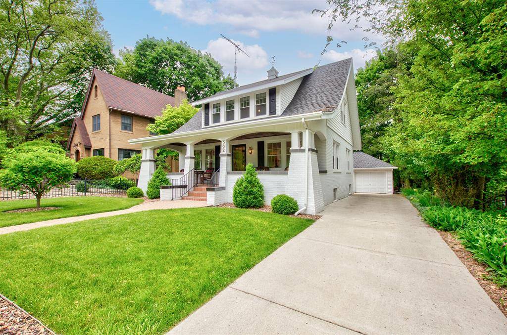 Jackson, MI 49203,902 Oakridge Drive