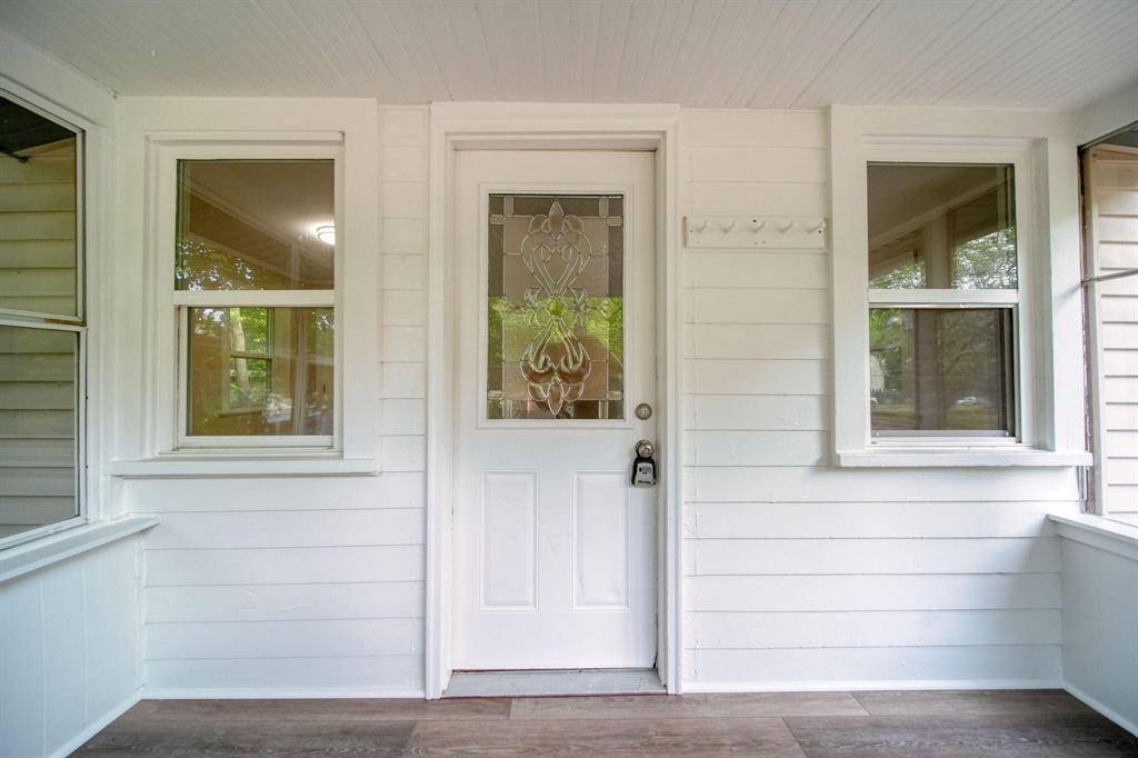 Leoni Twp, MI 49254,164 Cross Street