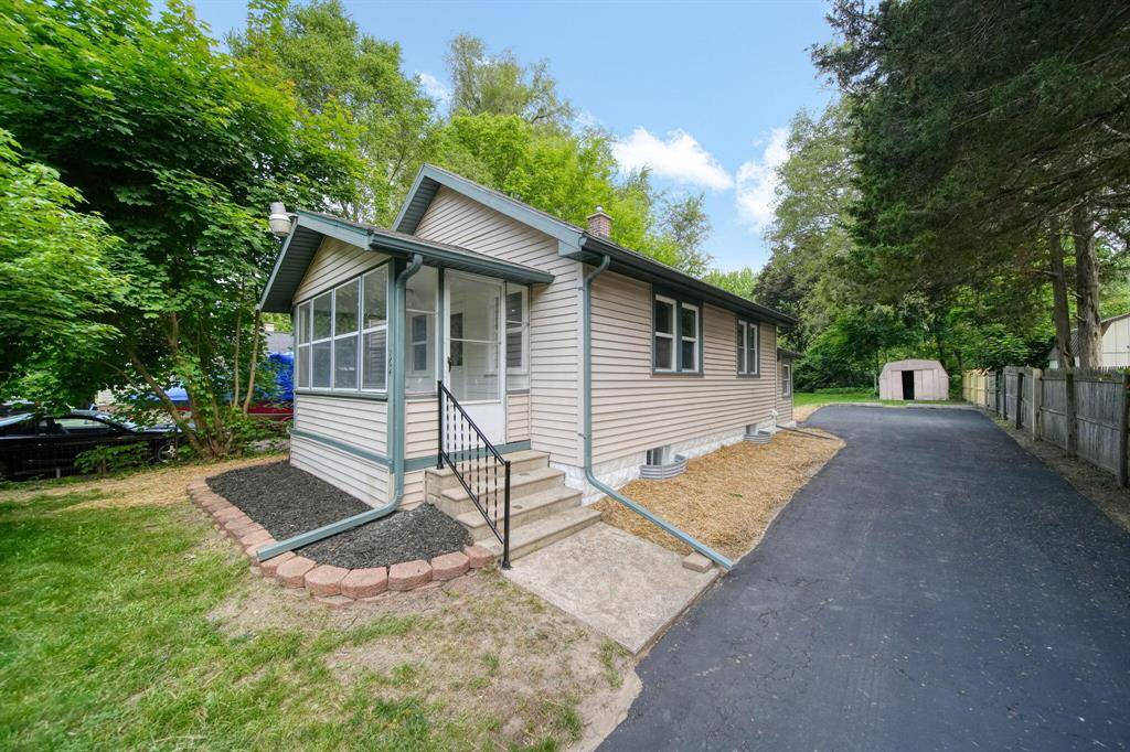 Leoni Twp, MI 49254,164 Cross Street