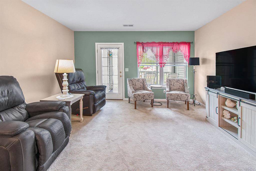 Summit Twp, MI 49203,749 W Barrington Circle