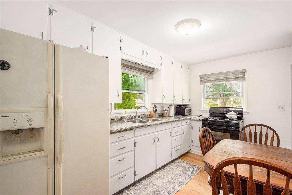 Leoni Twp, MI 49202,513 Gregory Place