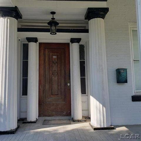 Adrian, MI 49221,304 E MAUMEE ST