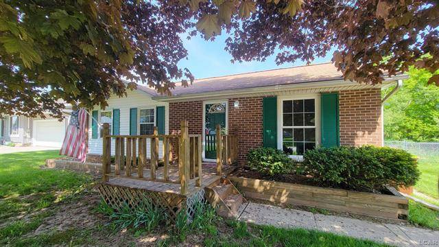 Adrian, MI 49221,161 Pleasant Knoll Dr