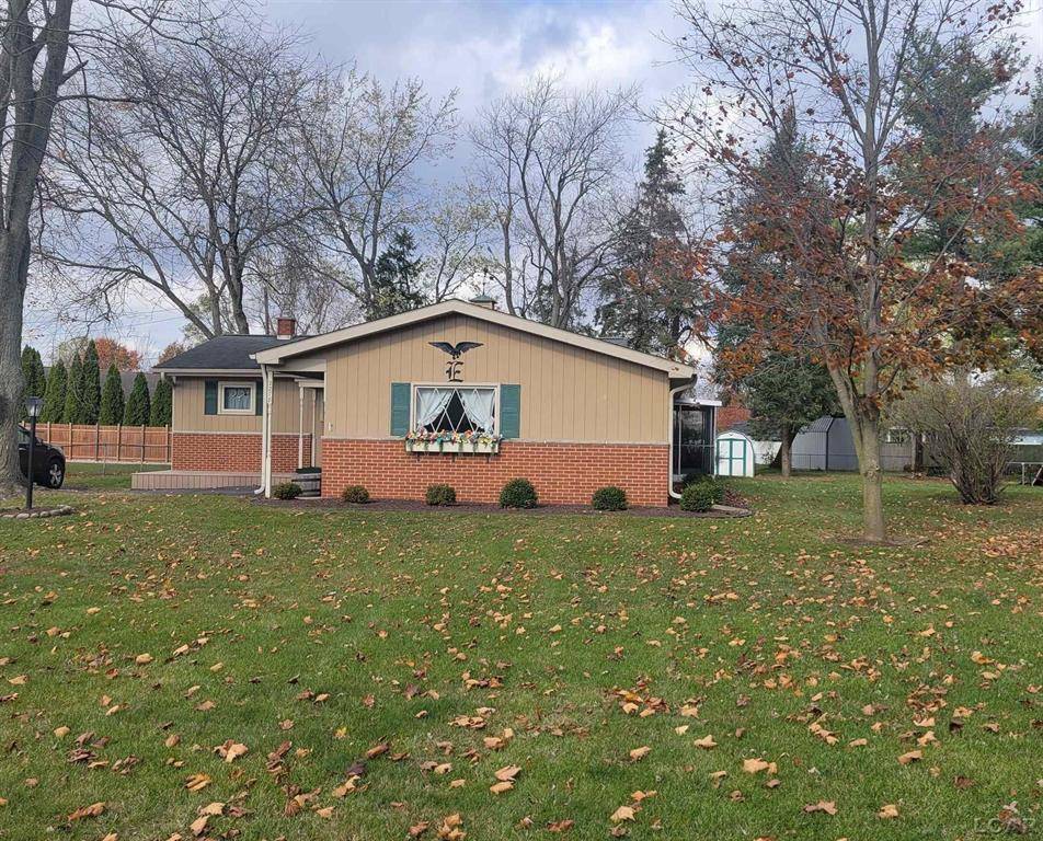 Adrian, MI 49221,2278 Greenview Drive