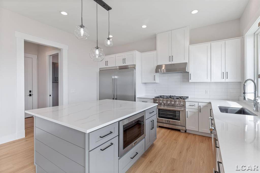 Woodstock Twp, MI 49253,8076 Clarks Cove Cove