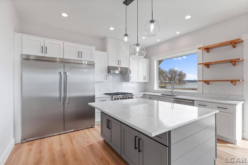 Woodstock Twp, MI 49253,8076 Clarks Cove Cove