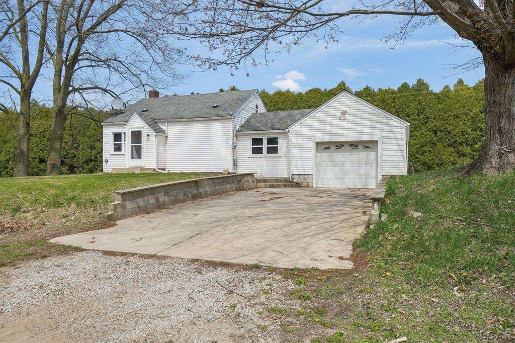 Franklin Twp, MI 49287,6112 Monroe Road