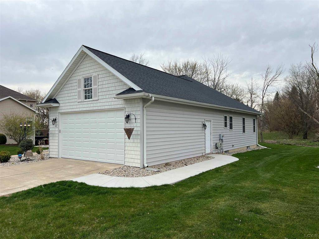 Brooklyn Vlg, MI 49230,148 Nicole Drive