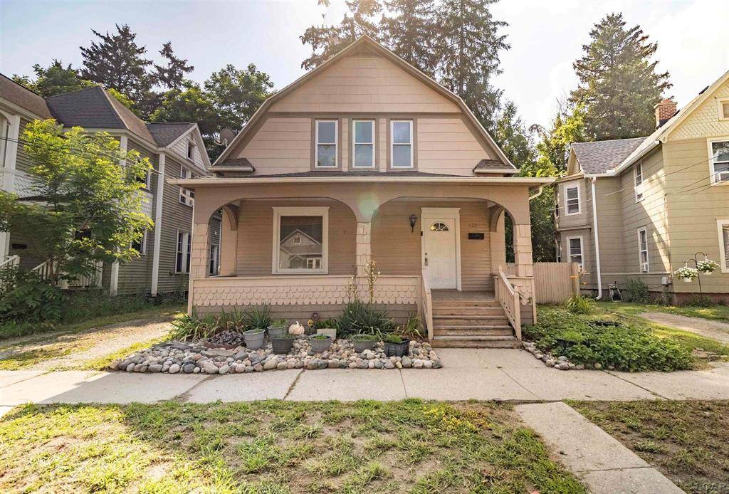 Adrian, MI 49221,422 S Winter Street