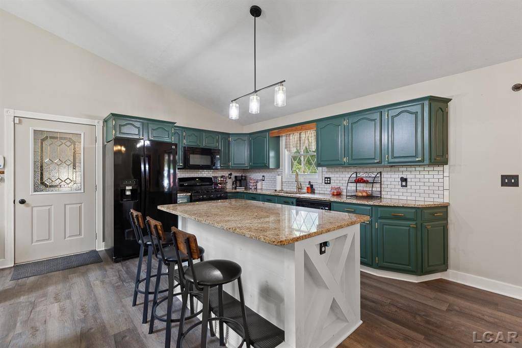 Summit Twp, MI 49201,5252 Draper Road