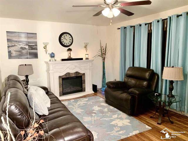 Monroe Twp, MI 48161,756 Palmwood