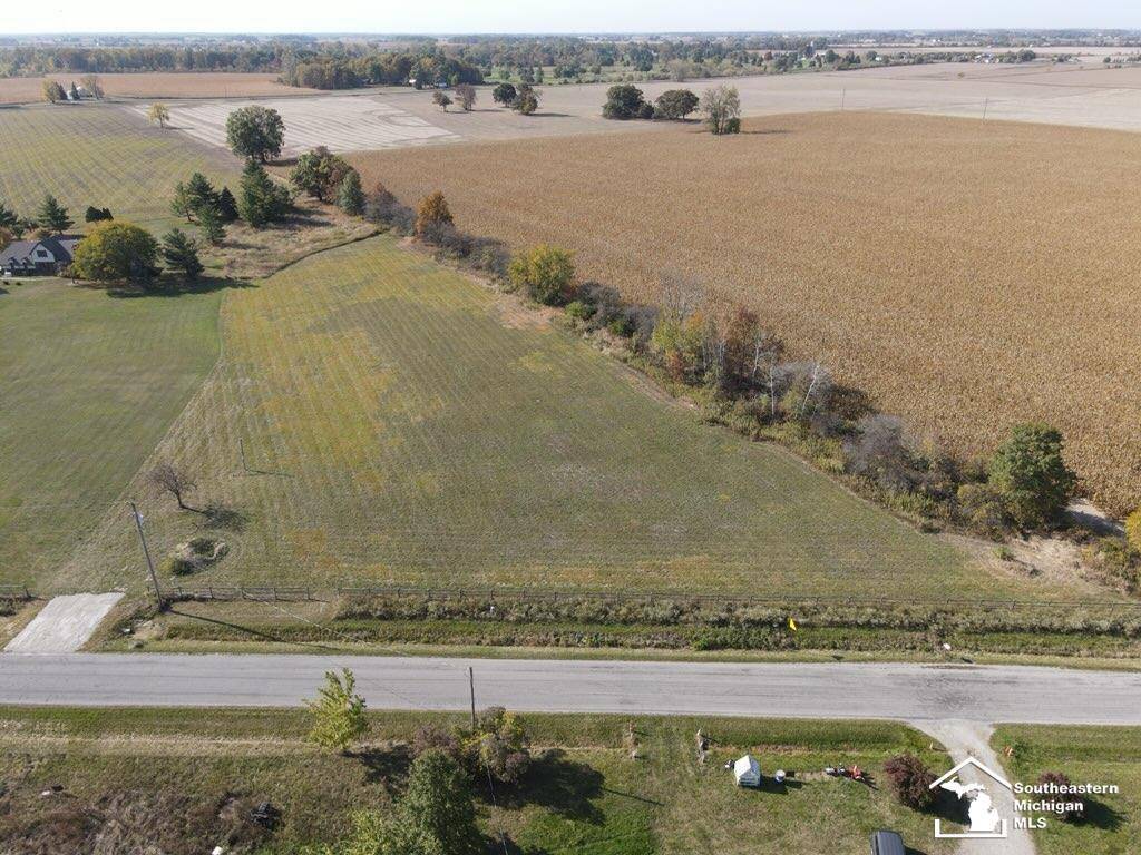 Whiteford Twp, MI 49267,9289 Head O Lake Road