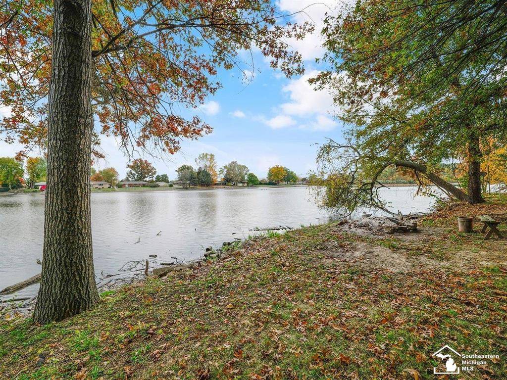 Erie Twp, MI 48133,6405 Stillwater Court
