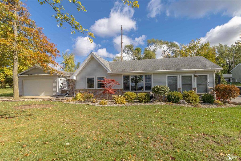 Cambridge Twp, MI 49230,215 Little Stoney Lake