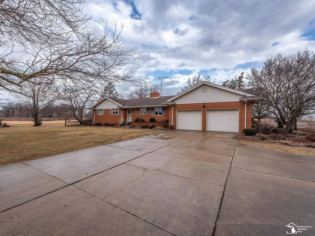Monroe, MI 48161,884 W Albain Road