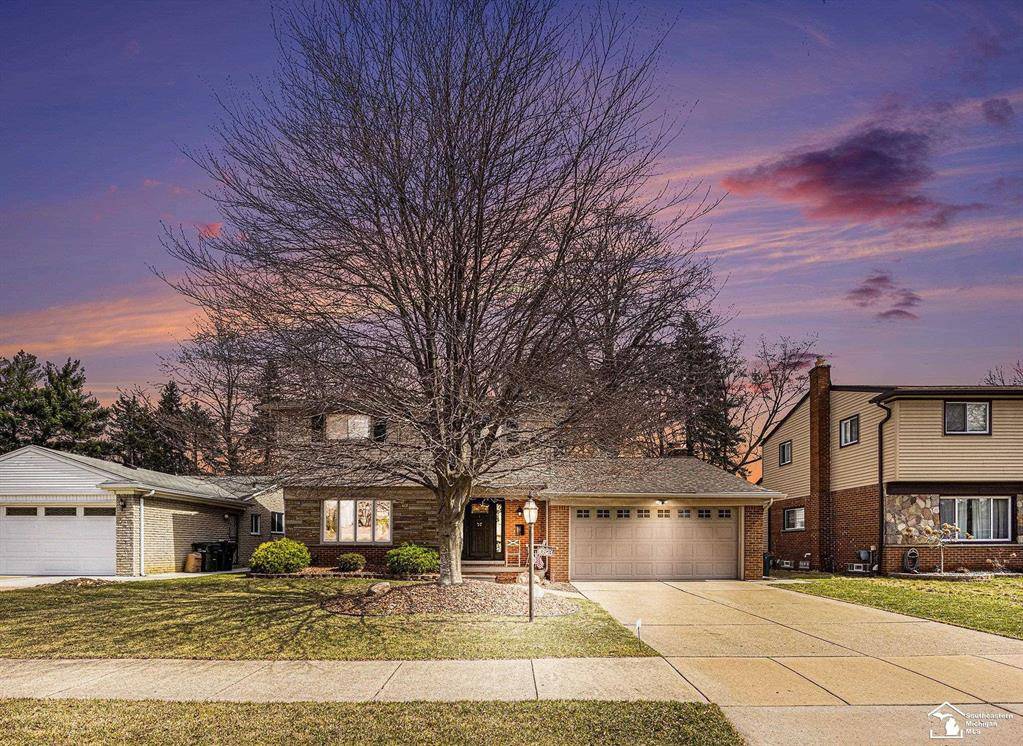 Allen Park, MI 48101,10823 Melbourne Avenue