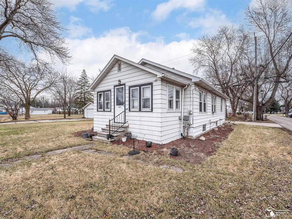 Frenchtown Twp, MI 48162,3856 N Dixie Highway