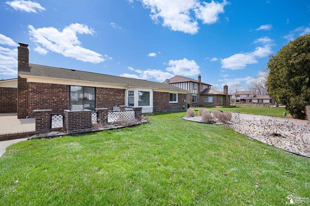 Livonia, MI 48152,33472 6 MILE Road