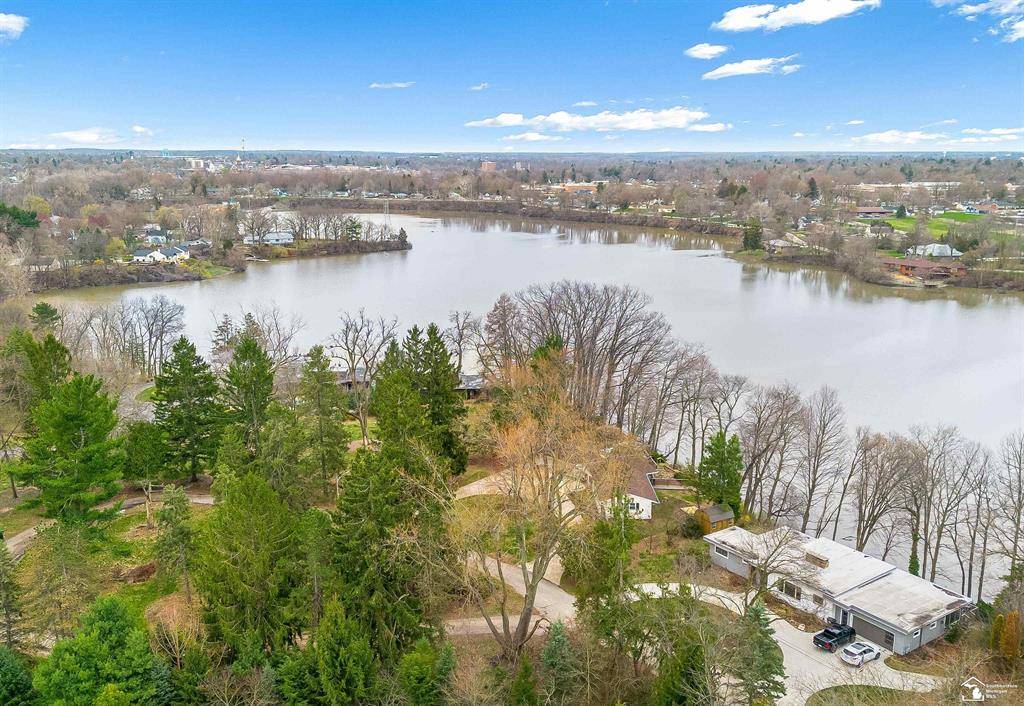 Adrian Twp, MI 49221,14 Lakeridge Drive