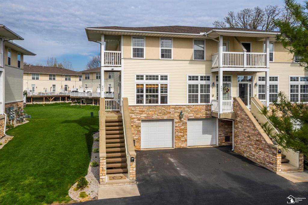 Luna Pier, MI 48157,400 Beachwalk Trail
