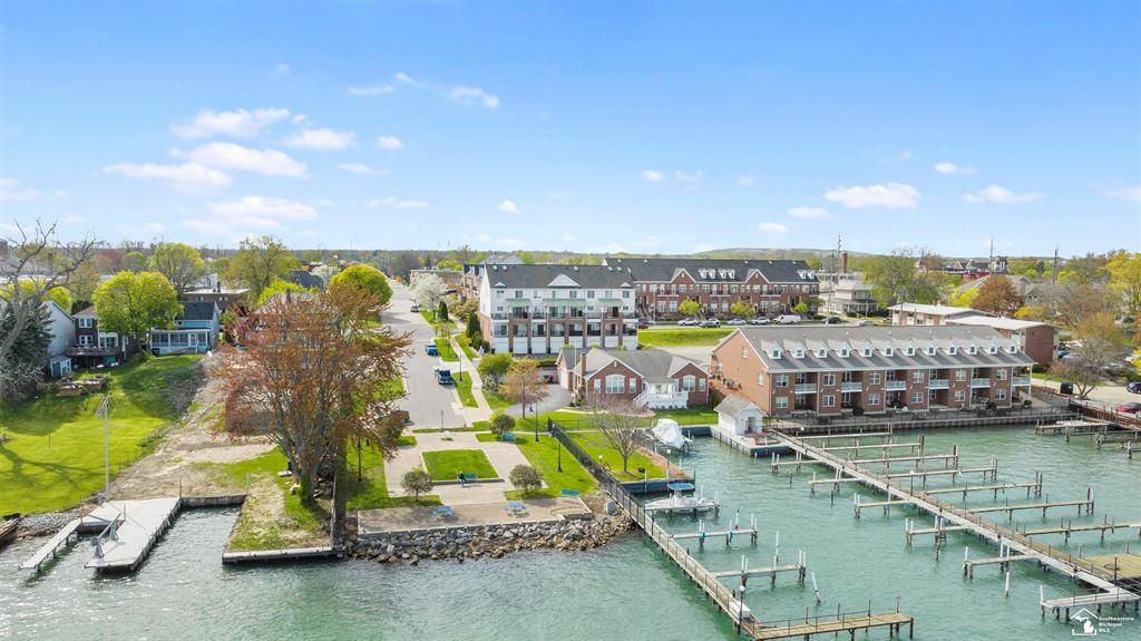 Trenton, MI 48183,2767 Riverside Drive